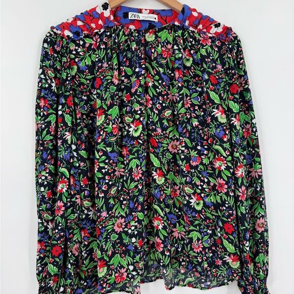 ZARA Shoulder Pad Patchwork Floral Blouse in Black/Multicolor | Size Medium - Picture 5 of 10